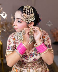 Top Makeup Artist in India Parry Vig